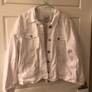 White denim distressed jacket